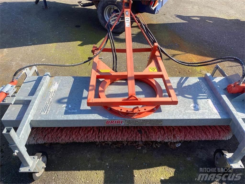Briri SH 215 Підмітальні машини