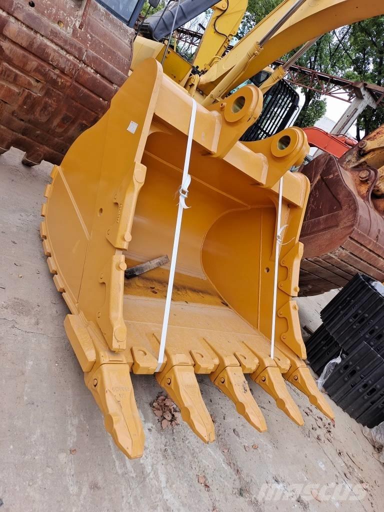 Komatsu PC 200-8N1 Гусеничні екскаватори