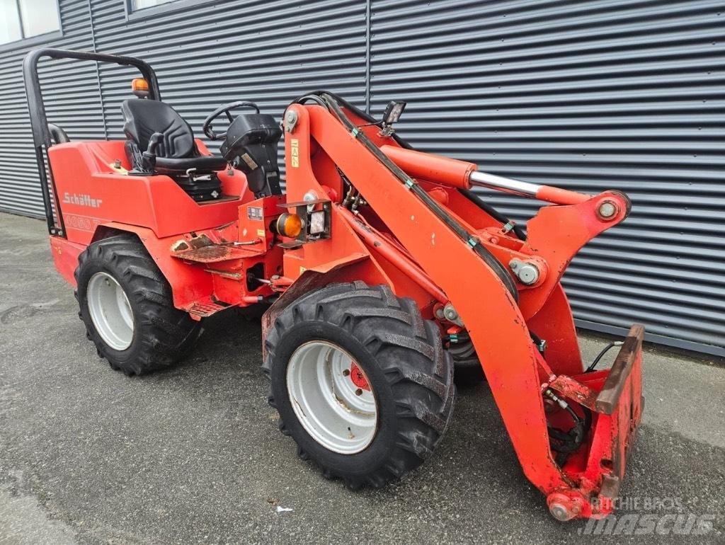 Schäffer 4050 Z Малі навантажувачі
