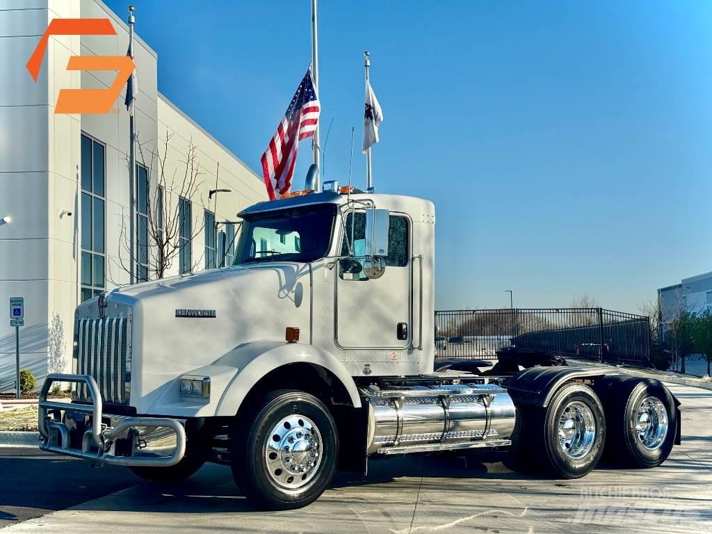 Kenworth T800 Тягачі