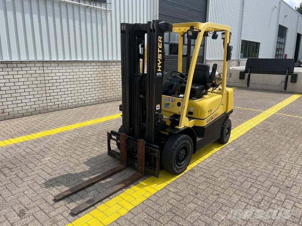 Hyster H 2.5 XT Газові навантажувачі