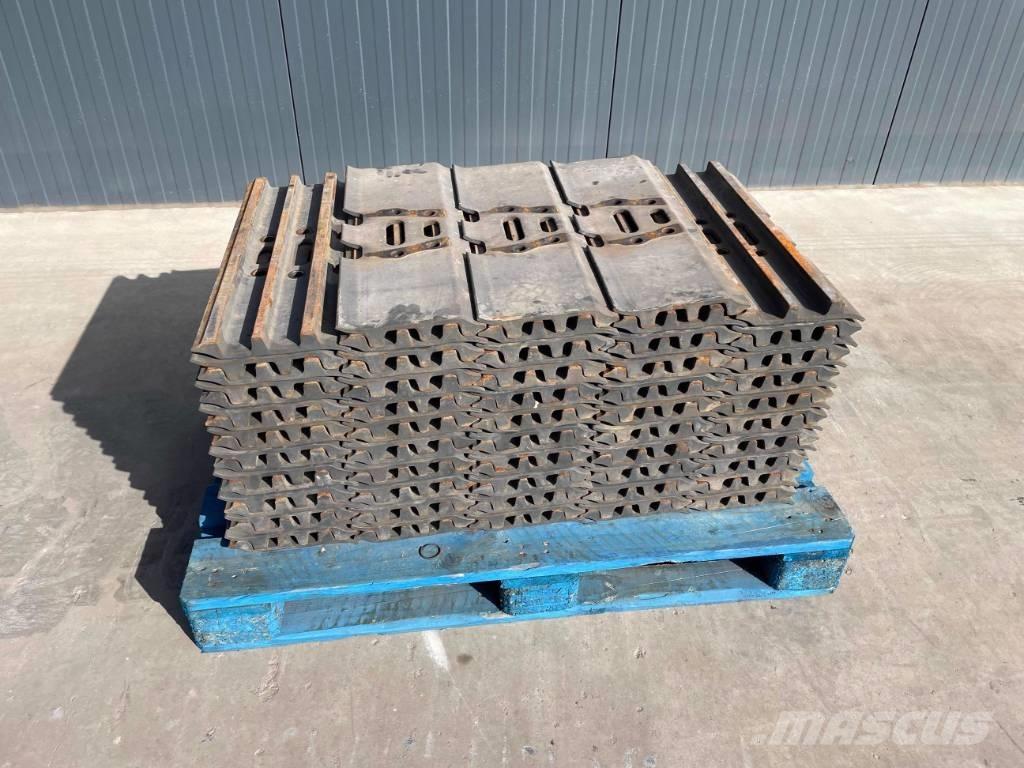 JCB JS240 Гусениці