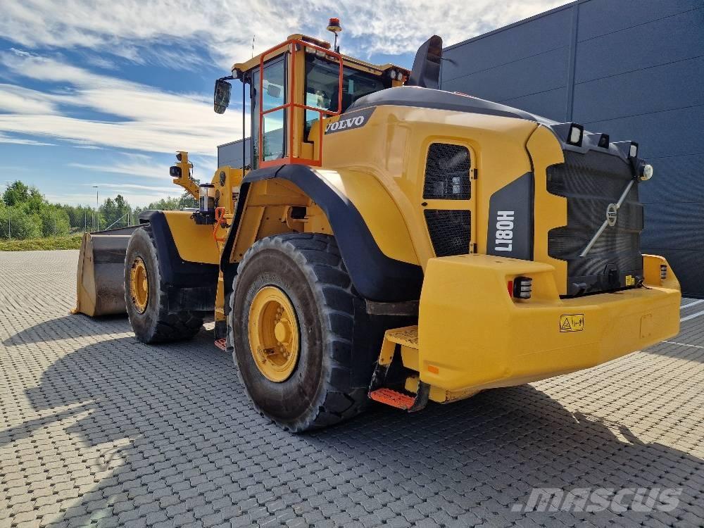 Volvo L180H Фронтальні навантажувачі