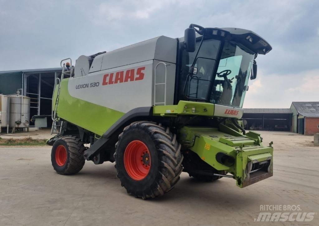 CLAAS Lexion 530 Зернозбиральні комбайни