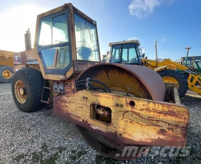 Komatsu JV110WA-HD Грунтові котки