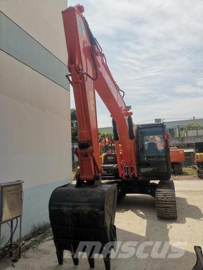 Hitachi Zaxis 120 Гусеничні екскаватори