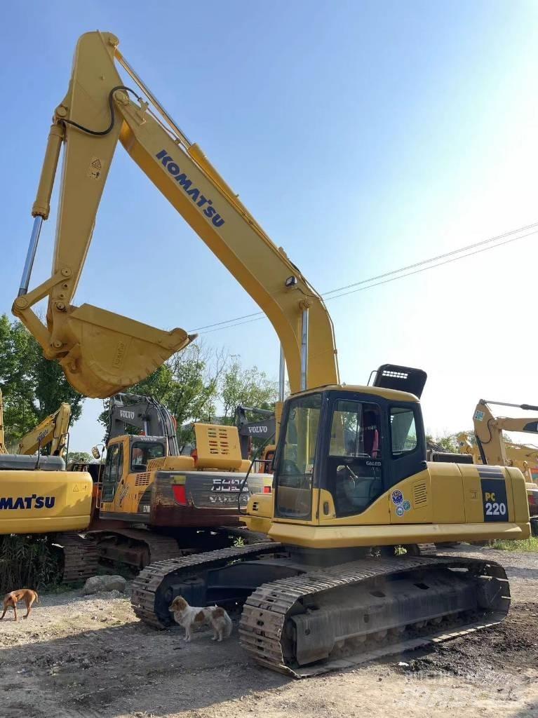 Komatsu PC 220-7 Гусеничні екскаватори