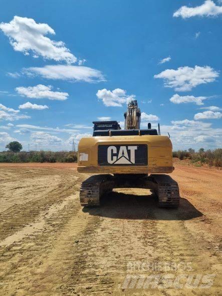 CAT 324 D Гусеничні екскаватори