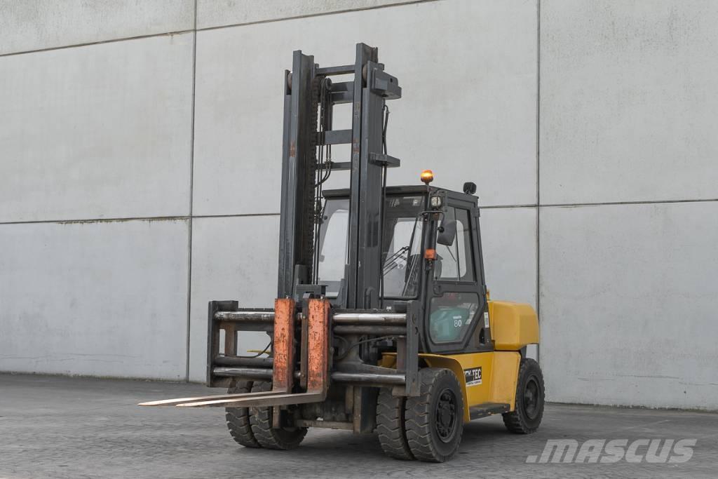 Komatsu FD 80-10 Дизельні навантажувачі