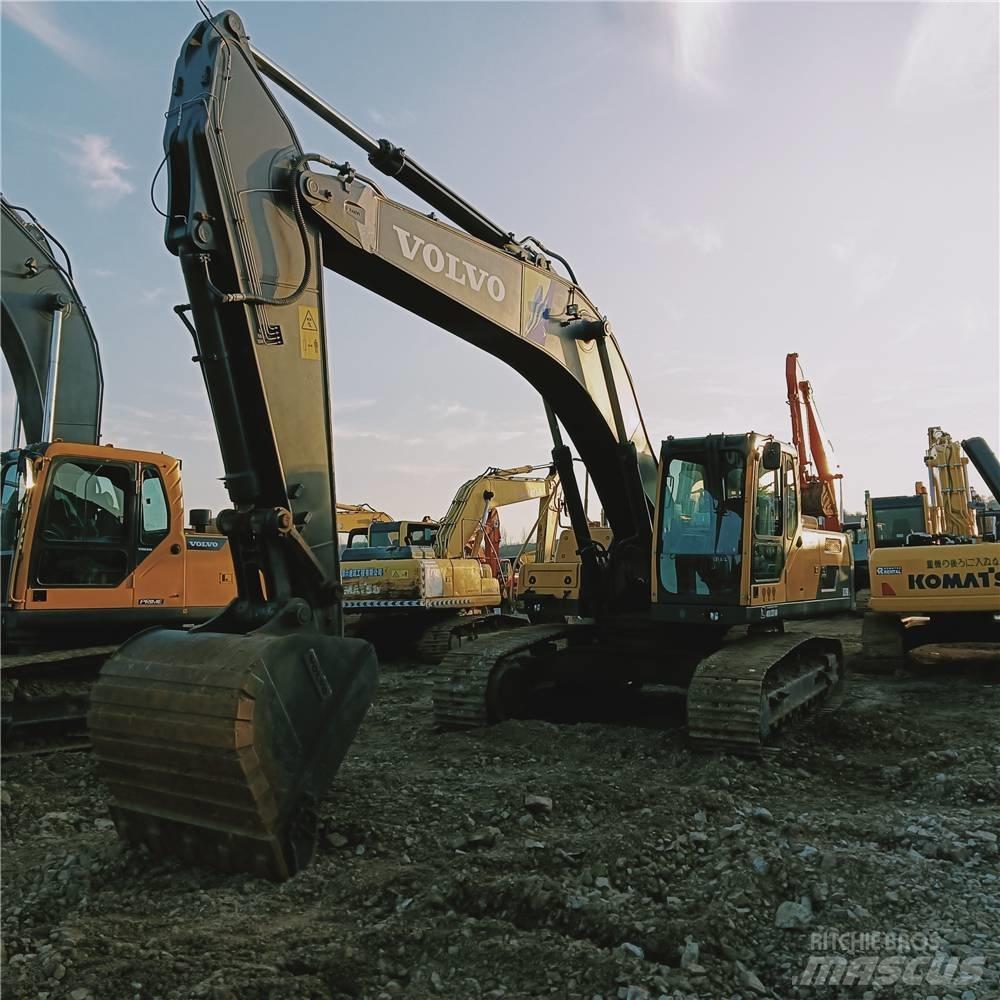Volvo EC 290 B LC Гусеничні екскаватори