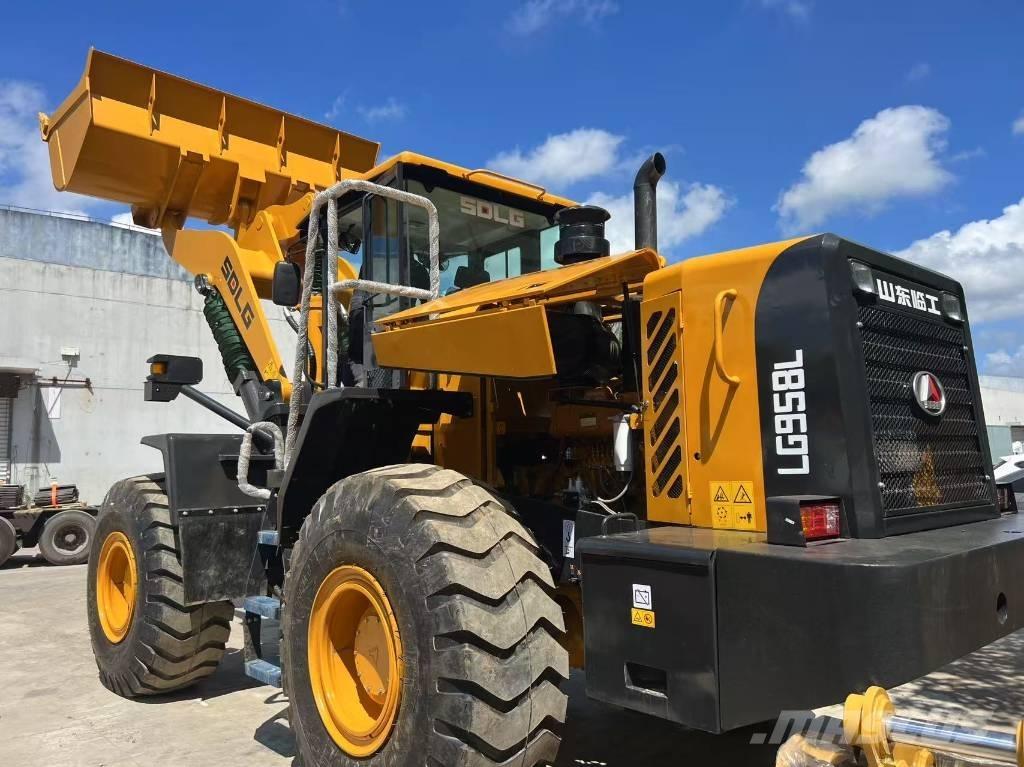 SDLG LG 958 L Фронтальні навантажувачі