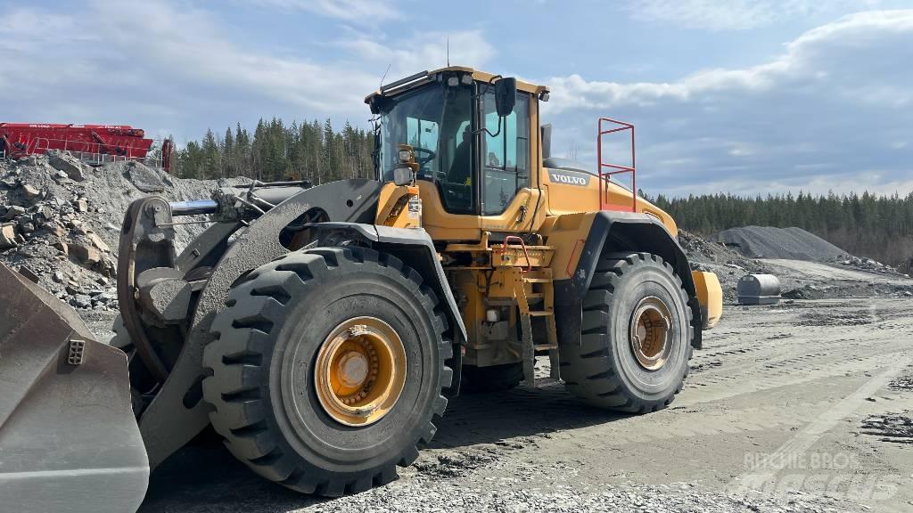 Volvo L 260 H Фронтальні навантажувачі
