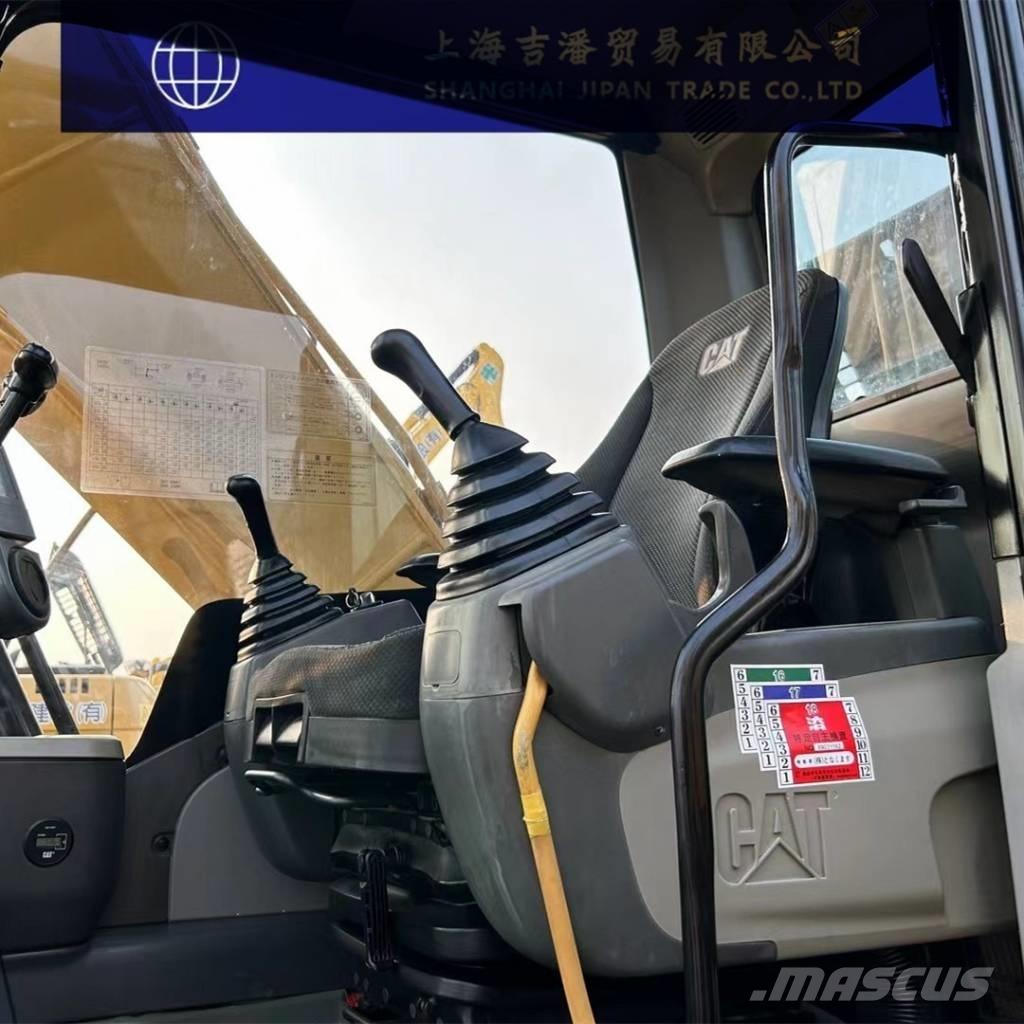 CAT 320 D Гусеничні екскаватори