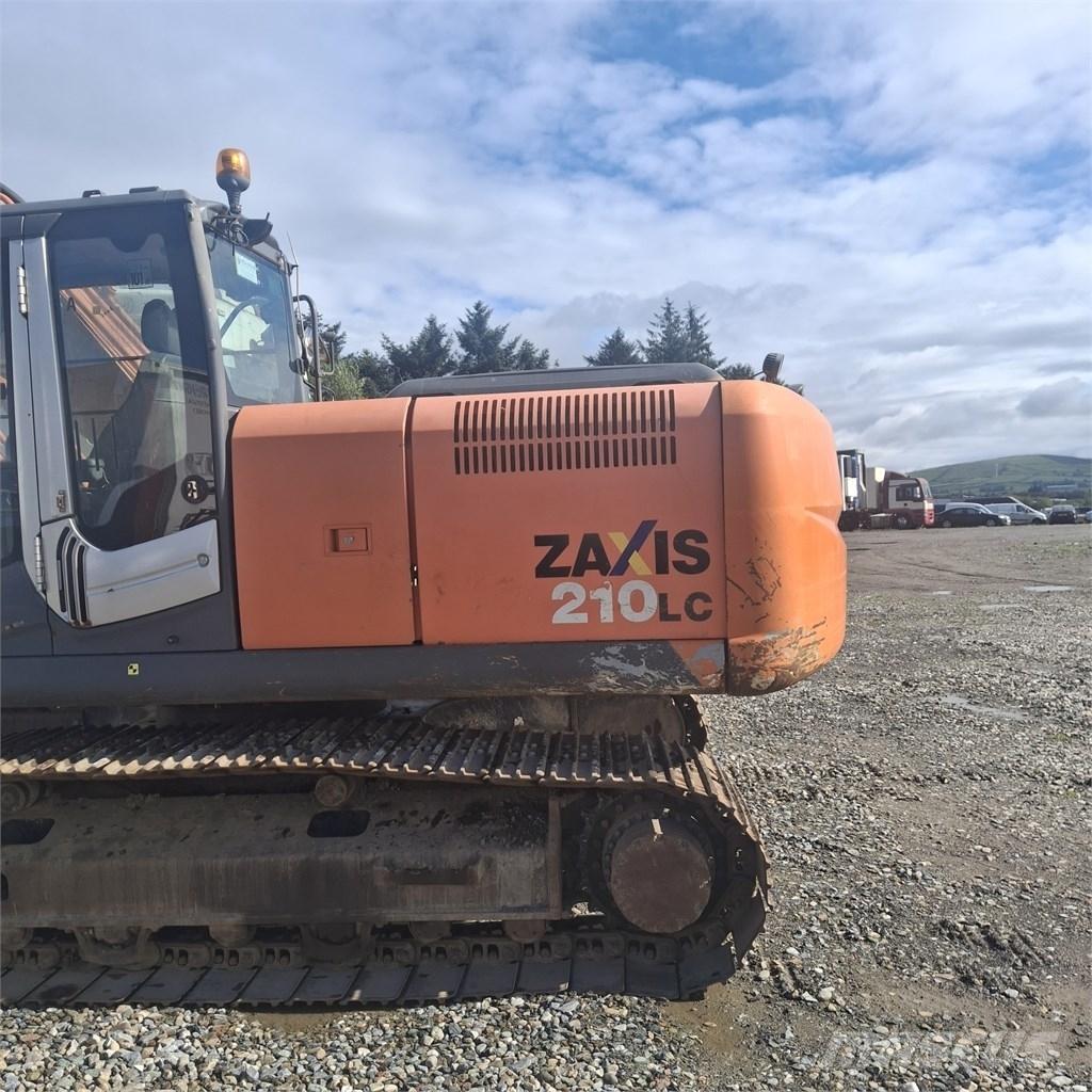 Hitachi ZX 210 LC-3 Гусеничні екскаватори