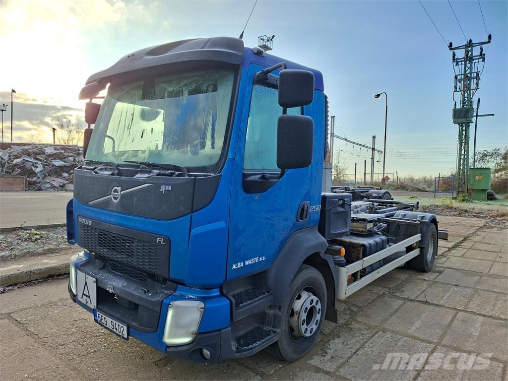 Volvo FL 250 Шасі з кабіною