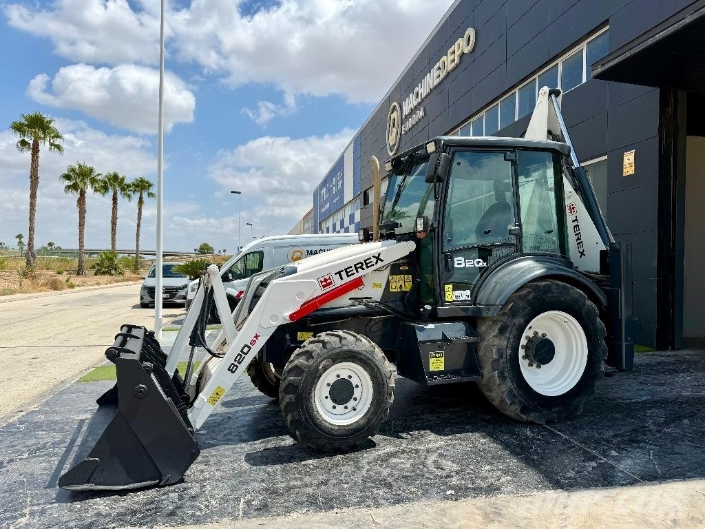 Terex 820 Екскаватори-навантажувачі