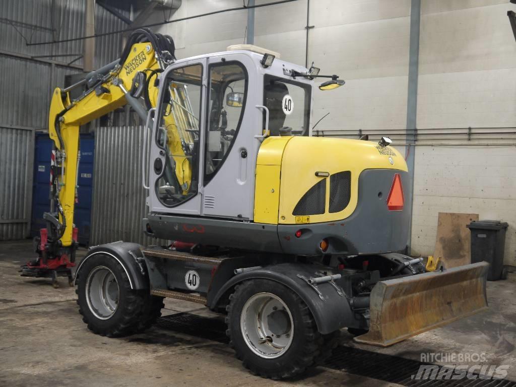 Wacker Neuson EW 100 Колісні екскаватори