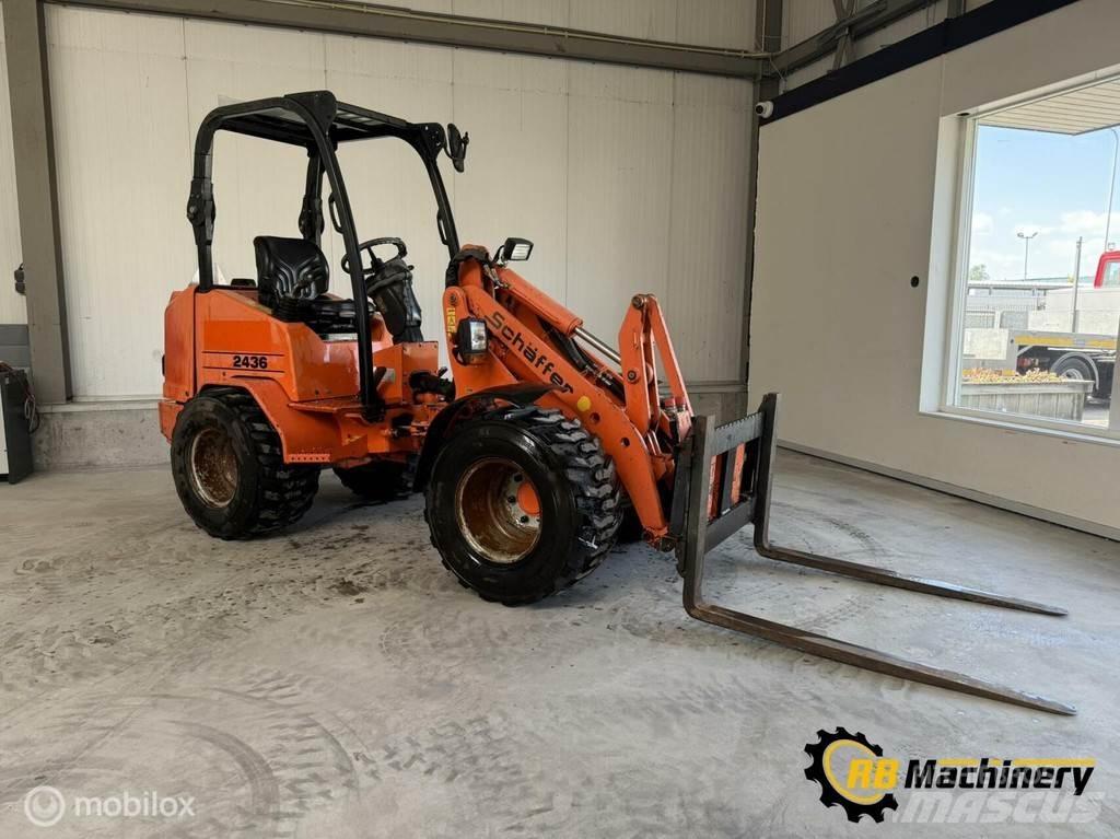 Schäffer 2436 Фронтальні навантажувачі