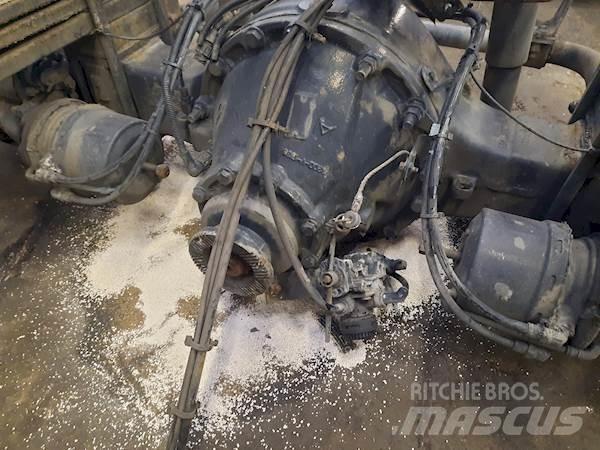 Volvo RS1332SV Осі