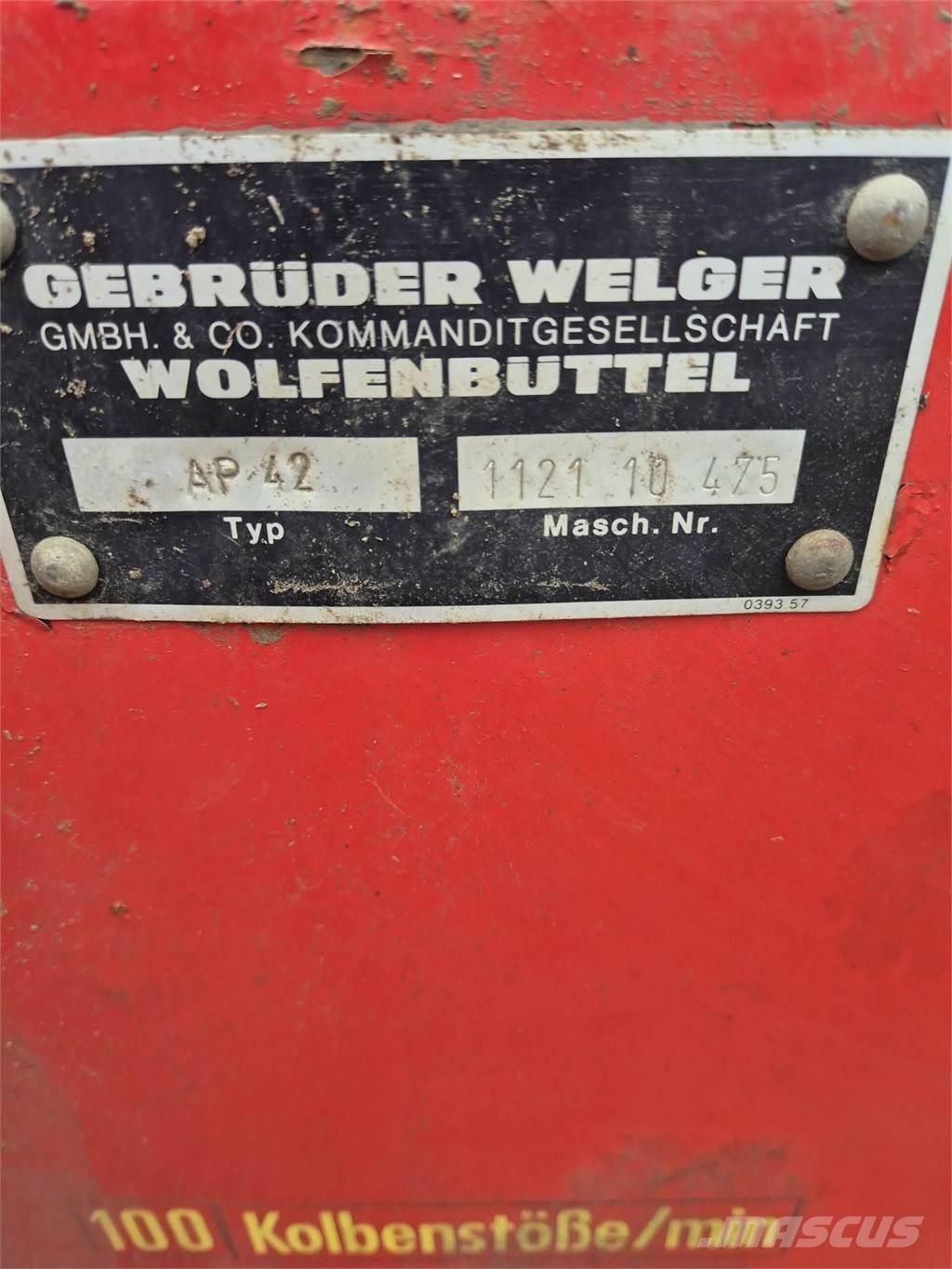 Welger AP42 Тюкові прес-підбирачі