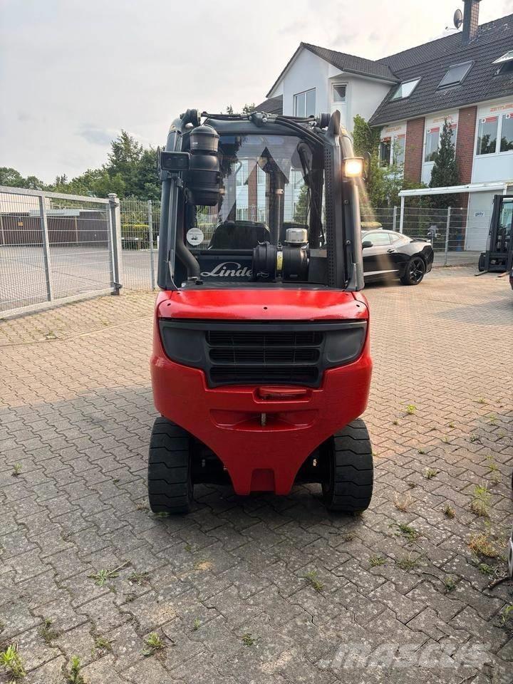 Linde H 30 D Дизельні навантажувачі