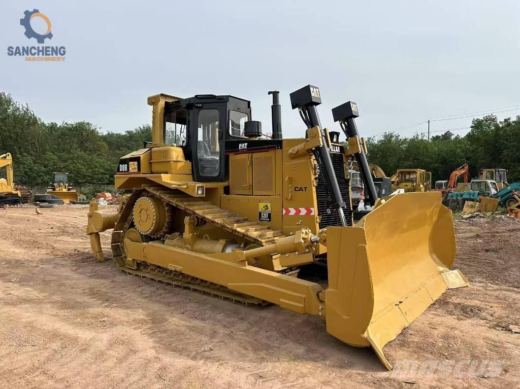 CAT D 8 R Гусеничні бульдозери