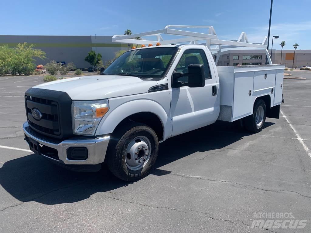 Ford F 350 HD Пікапи / Бічне розвантаження