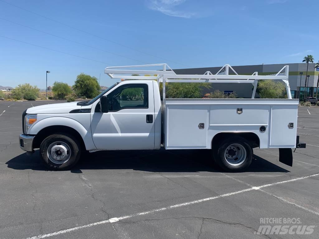 Ford F 350 HD Пікапи / Бічне розвантаження