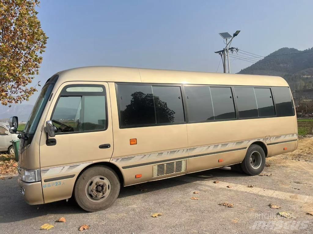 Toyota Coaster Міжміські автобуси