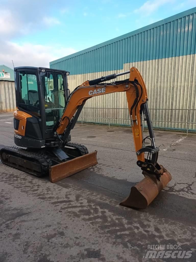 CASE CX 25 D Міні-екскаватори < 7т