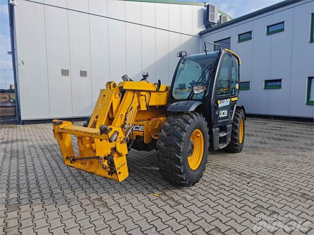 JCB 542-70 Телескопічний навантажувач