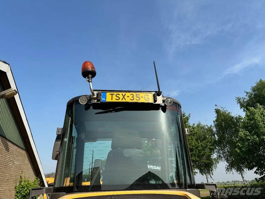 Mecalac AS900 Фронтальні навантажувачі