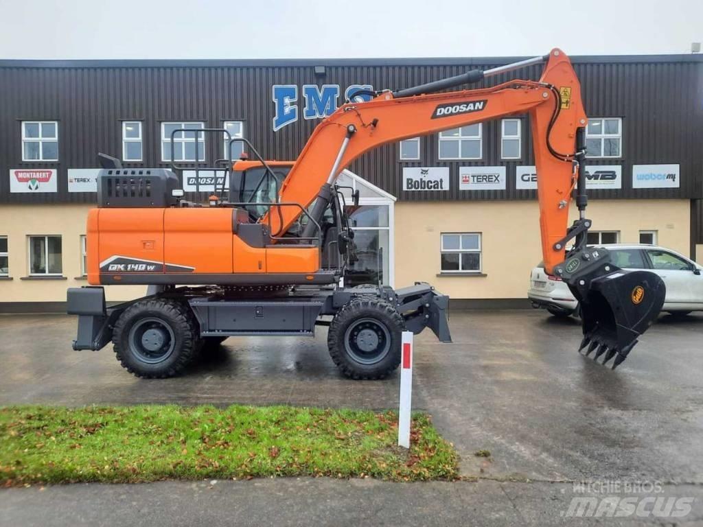 Doosan Dx140W-7 Колісні екскаватори
