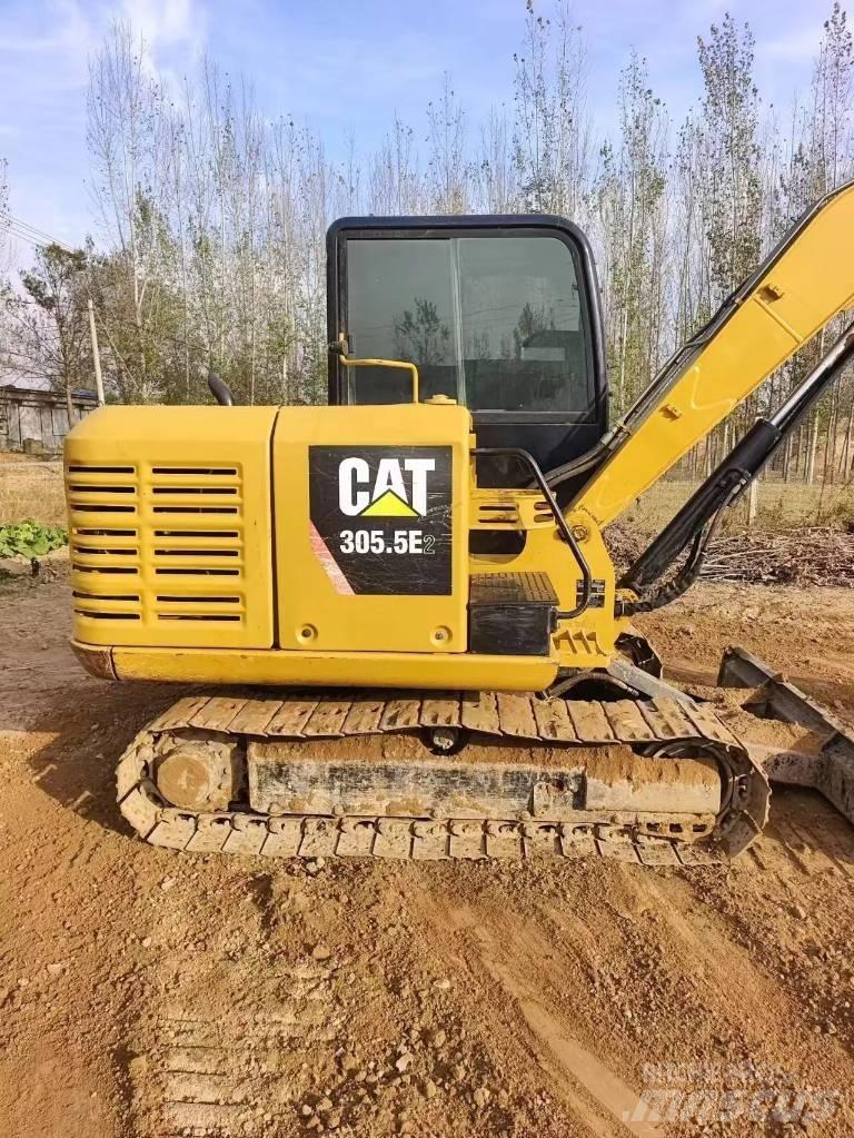 CAT 305.5 E2 Міні-екскаватори < 7т
