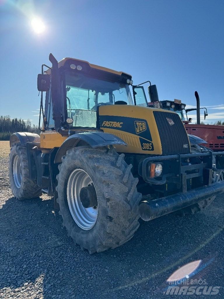 JCB Fastrac 3185 Трактори