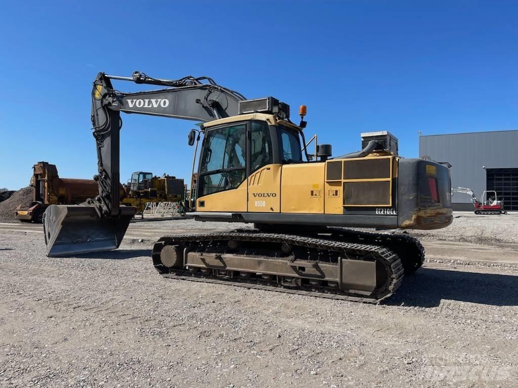 Volvo EC 210 C L Гусеничні екскаватори