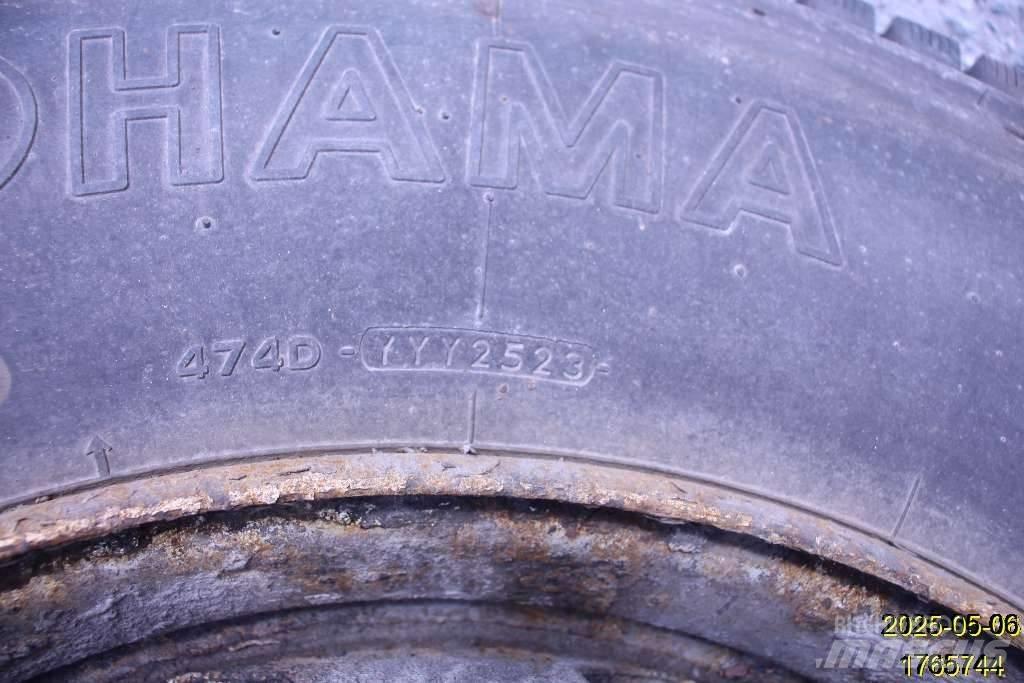 Yokohama SY397 Шини