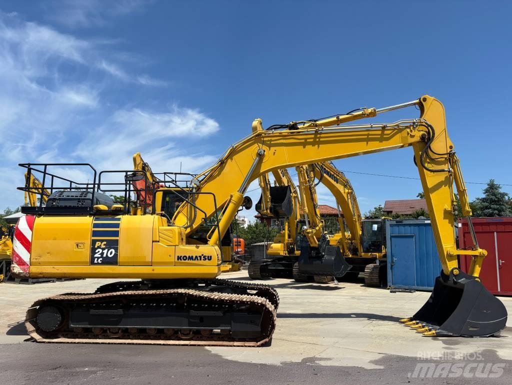 Komatsu PC210LC-11 Гусеничні екскаватори