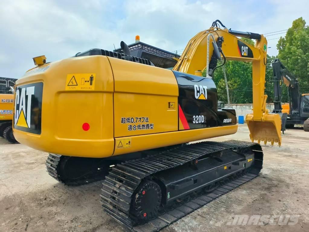 CAT 320 D Гусеничні екскаватори