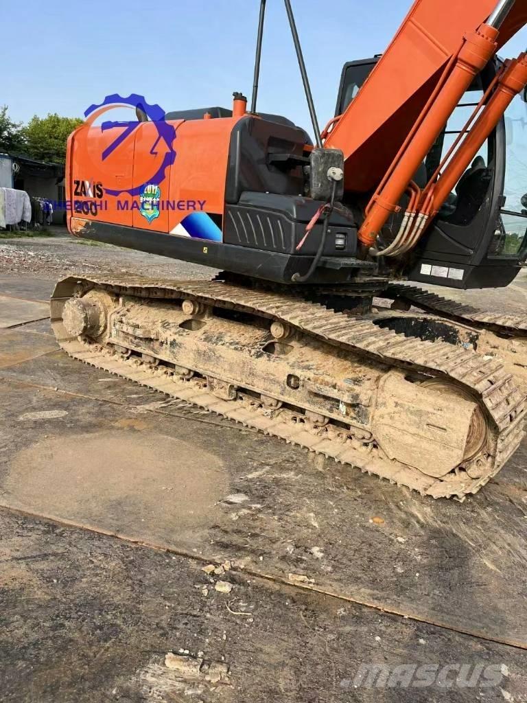 Hitachi ZX 200-5 G Гусеничні екскаватори
