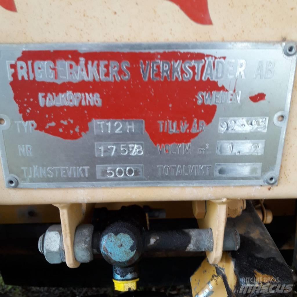 Falköping T12H Розсіювачі солі та піску