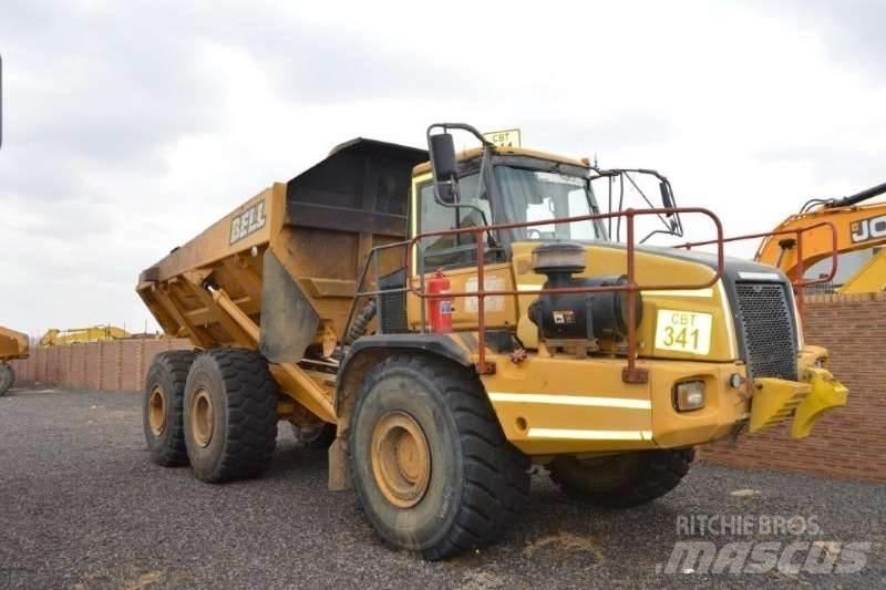 Bell B40D Зчленовані самоскиди