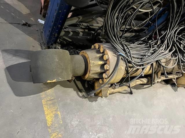 CAT 385 B Гідравліка