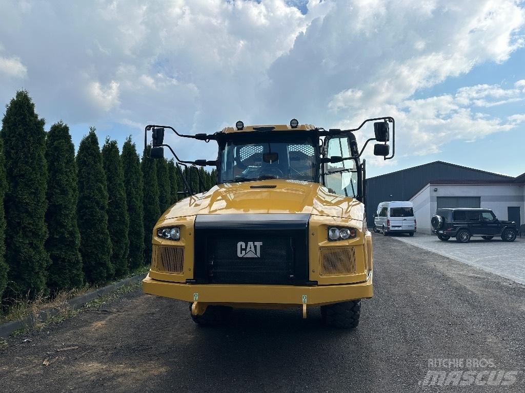 CAT 730 Зчленовані самоскиди