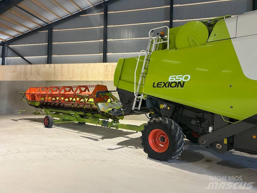 CLAAS Lexion 650 Зернозбиральні комбайни