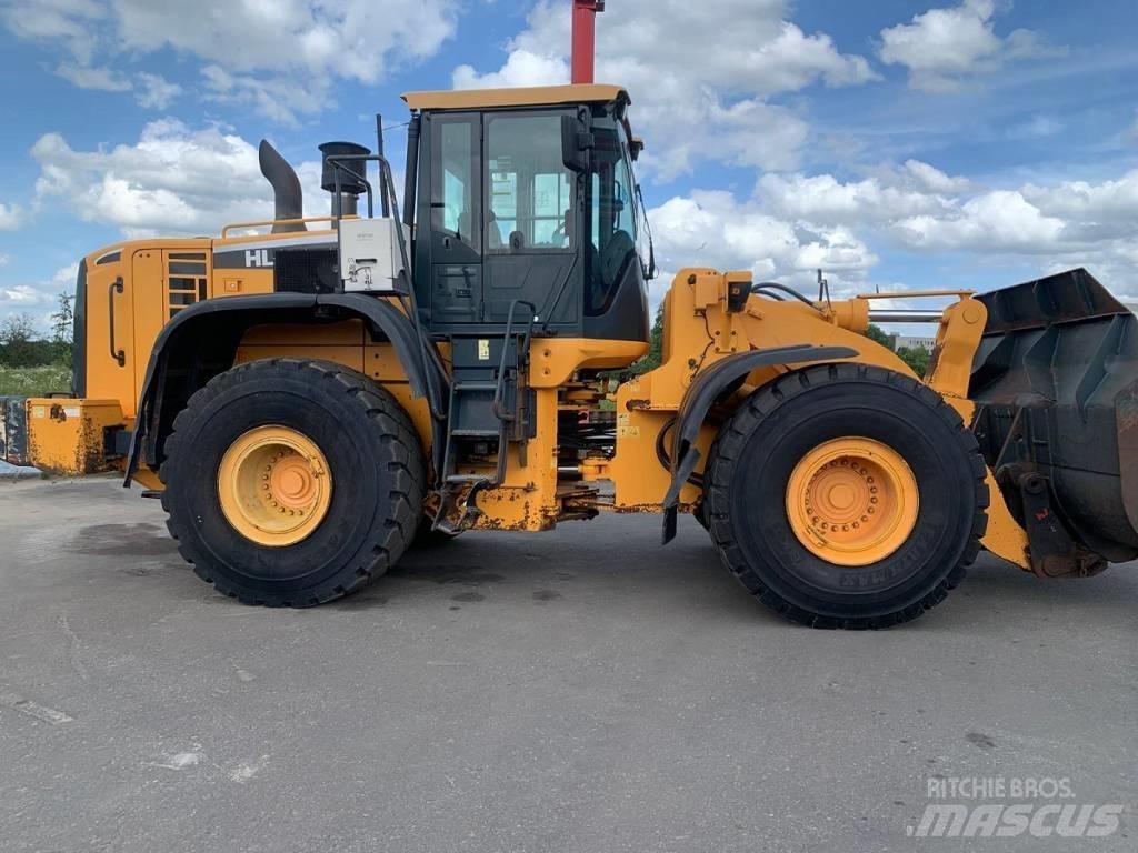 Hyundai HL 770-9 Фронтальні навантажувачі