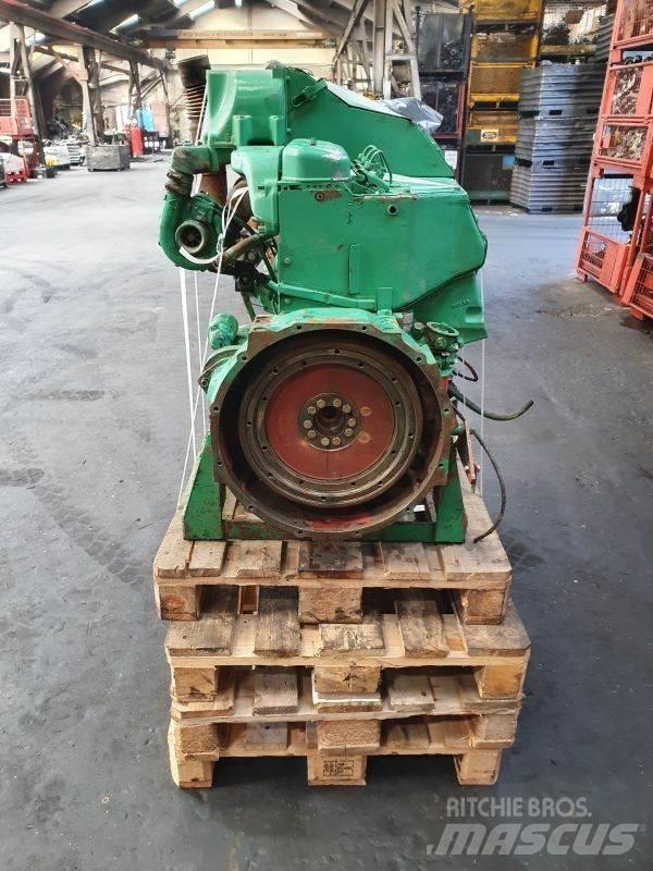Deutz BF6L913C Двигуни