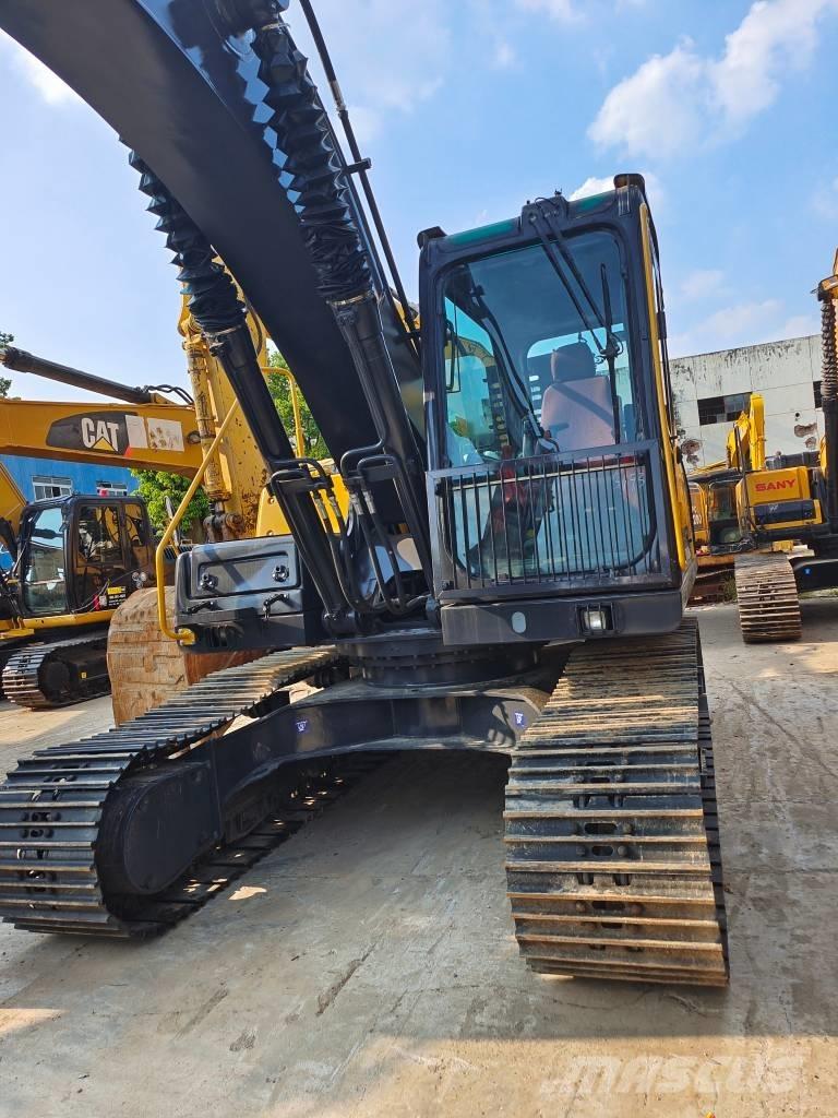 Volvo EC 210 D Гусеничні екскаватори
