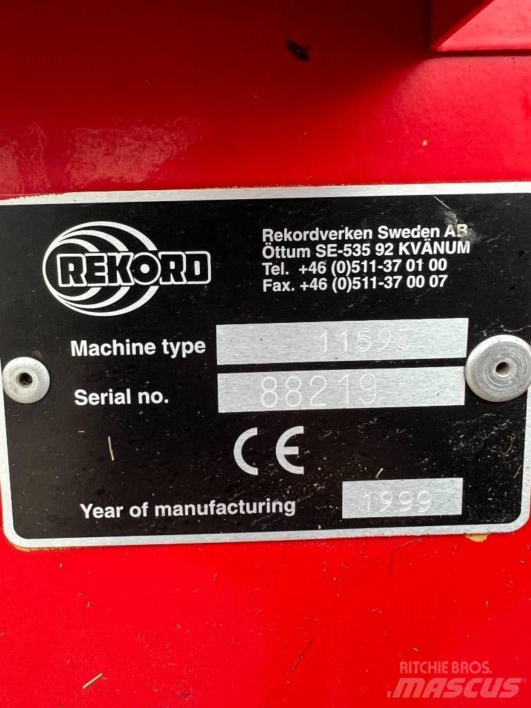 Massey Ferguson 22 Зернозбиральні комбайни