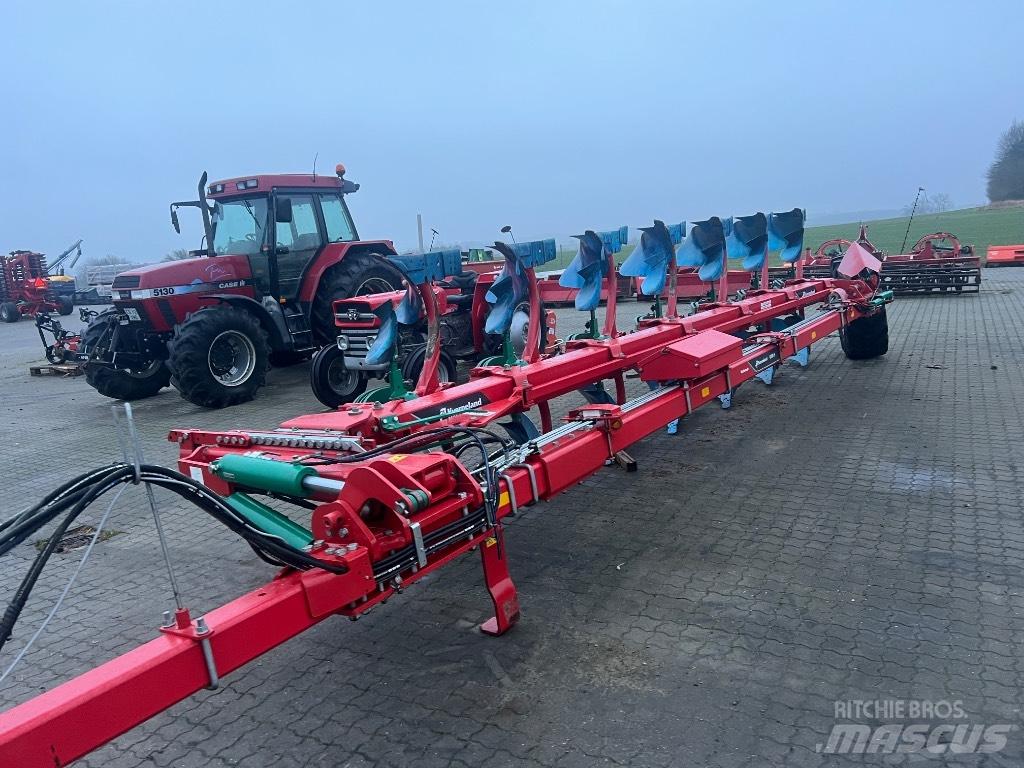 Kverneland 6300 Реверсивні плуги